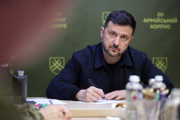 Zelenski: Yaptırım kararları için Avrupa Birliği'ne teşekkür ederiz