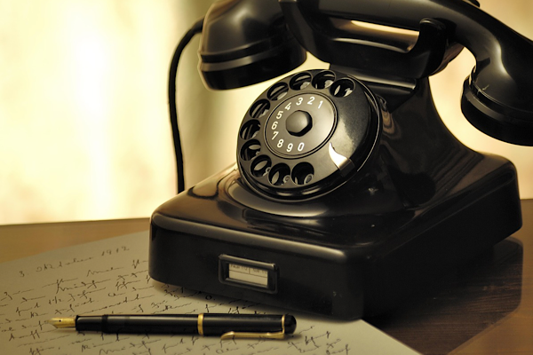  Saar, Timotheos ile telefon görüşmesi yaptı