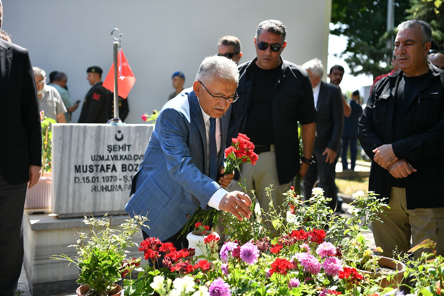 Başkan Büyükkılıç, 15 Temmuz şehitlerini andı