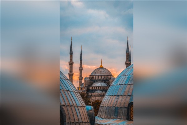 Siyasiler, İstanbul’un Fethi’nin 570’inci yıl dönümünü kutladı