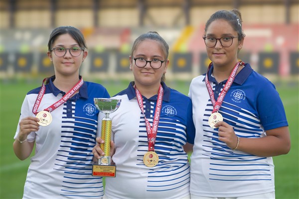 Büyükşehir okçuları, U15 Türkiye Şampiyonası’nda başarı elde etti