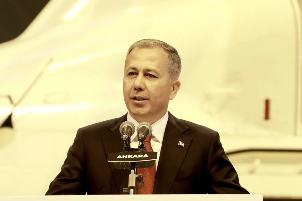 Yerlikaya: Ne yapsak şehit ailelerinin hakkını ödeyemeyiz