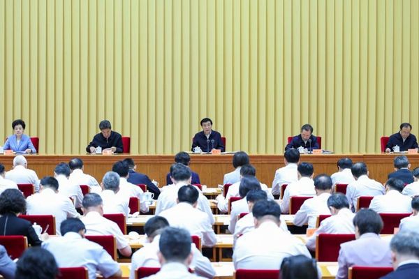 Xi’den yurt dışındaki Çinlilere güç birliği çağrısı
