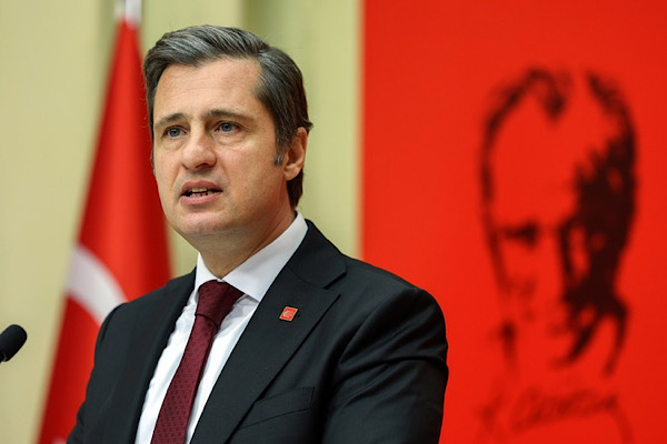 Yücel, Meslek Fabrikası’na yönelik müdahalelere tepki gösterdi