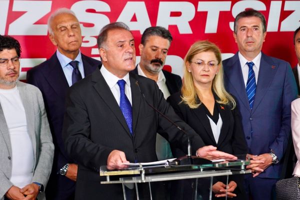 Aslan: Tartışılması gereken siyaset değil, hukuktur