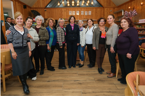 Ünlüce, Mihalgazili kadınlarla bir araya geldi