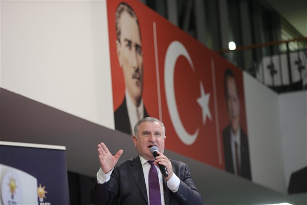 Bakan Bak: Sporun birleştirici, iyileştirici gücünü kullanacağız