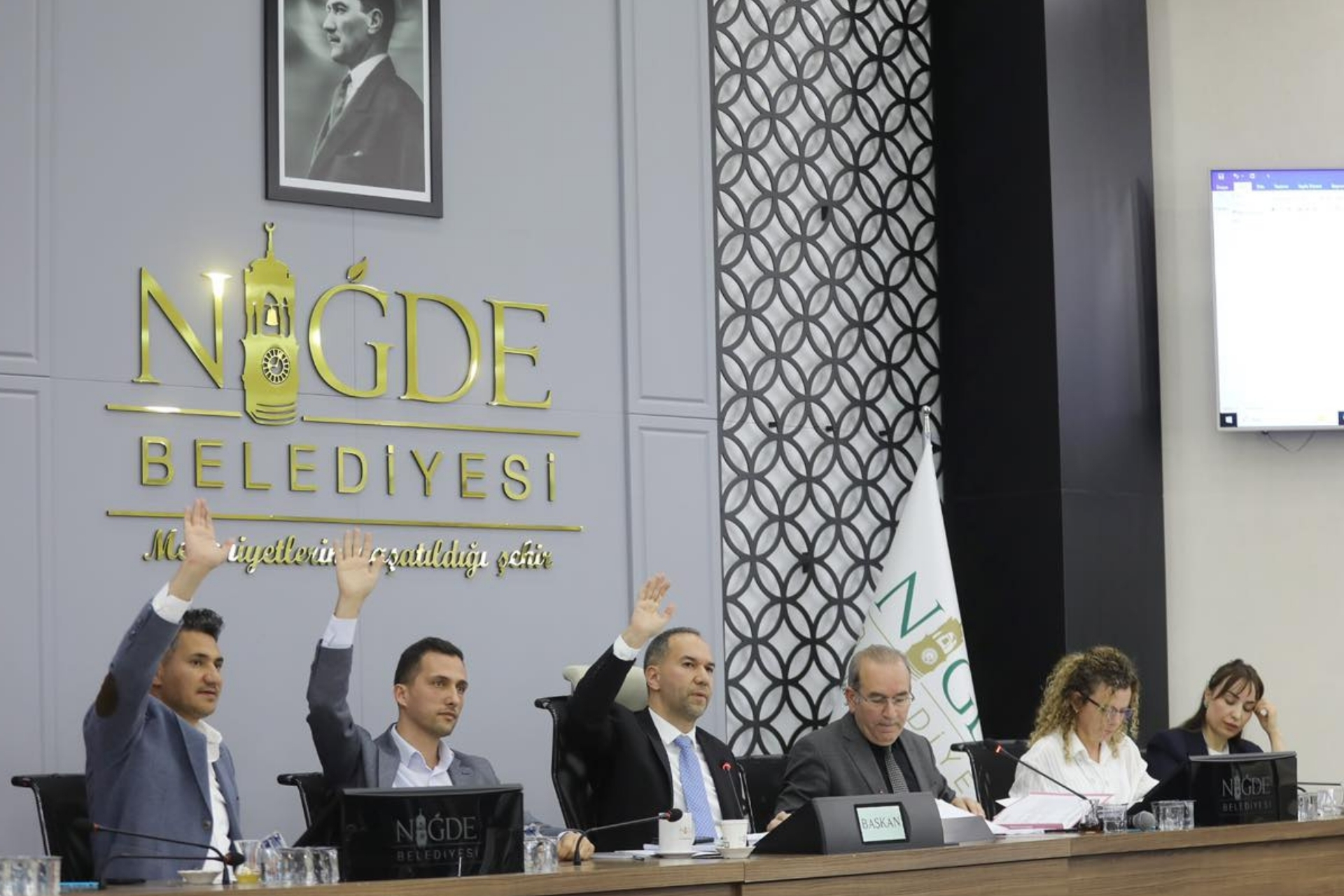 Niğde Belediyesi 2025 bütçesinde 632 milyon lira fazla verdi