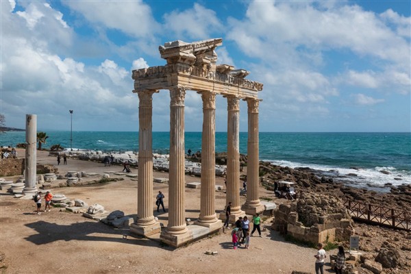 Bakan Ersoy: Türkiye dünya turizminde ilk 4’te
