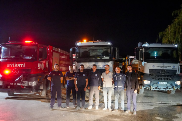 Eskişehir itfaiyesi Aydın'daki orman yangınına destek için bölgede