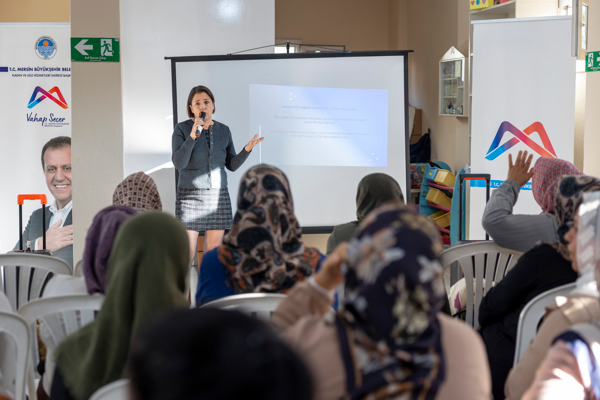 Mersin'de kadınlara yönelik eğitim programı