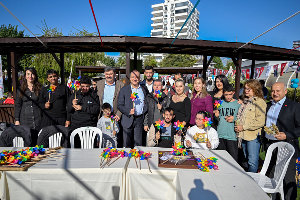 Mersin Engelsiz Yaşam Parkı’nda renkli etkinlikler düzenlendi