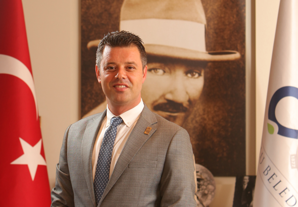  Sarıkurt'tan 5 Aralık Dünya Kadın Hakları Günü mesajı