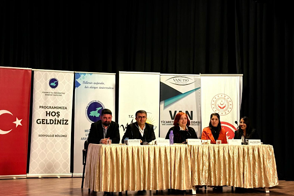 Büyükşehir'den Aile Sempozyumu 