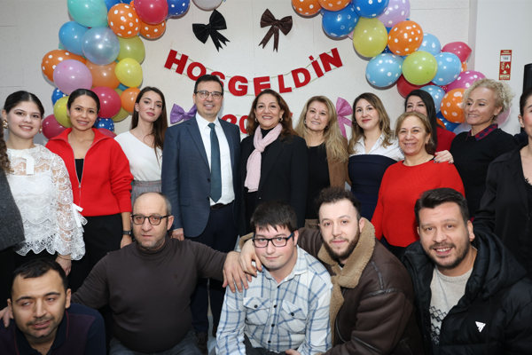 Nilüfer Bizim Ev Merkezi'nde yılbaşı kutlaması