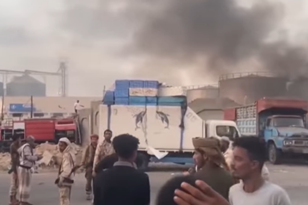  BAE, Suudi Arabistan'ın hava saldırılarının ardından Yemen'den askerlerini çekiyor