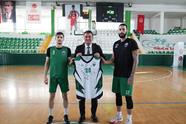 Başkan Köse'den Kerasus Basketbol Takımı'na ziyaret