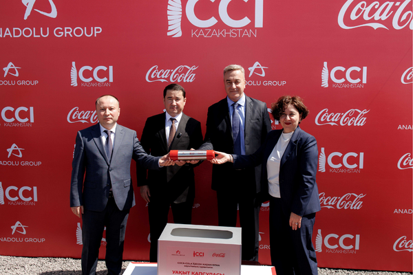 Coca-Cola İçecek Kazakistan’daki yeni fabrikasının temelini Aktöbe’de attı