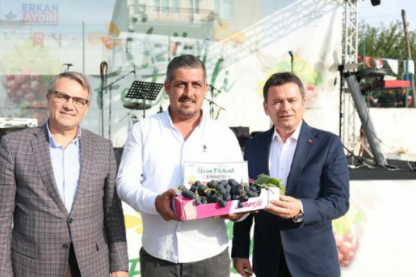 Osmangazi’de Karabalçık Üzüm Festivali düzenlendi