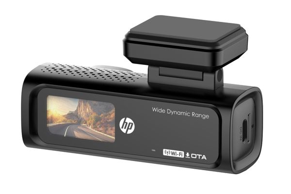 Yaz yolculuklarında akıllı güvenlik:  HP araç içi kamera sistemleri 