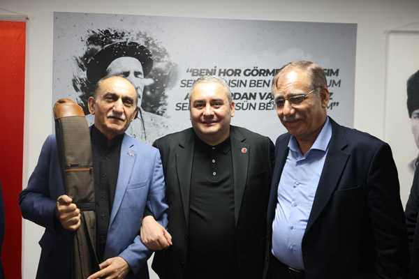 Başkan Özarslan, aşıklar buluşmasına katıldı