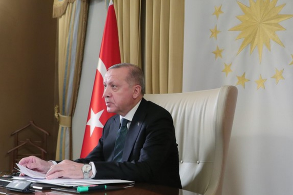 Erdoğan, Katolik Episkoposlar heyeti ve Kırgızistan Dışişleri Bakanı Kulubayev'le görüştü