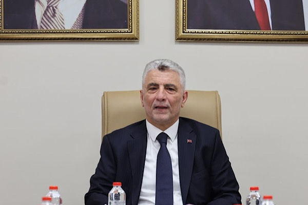 Bakan Bolat, 21. MÜSİAD Uluslararası Fuarı’nı ziyaret etti