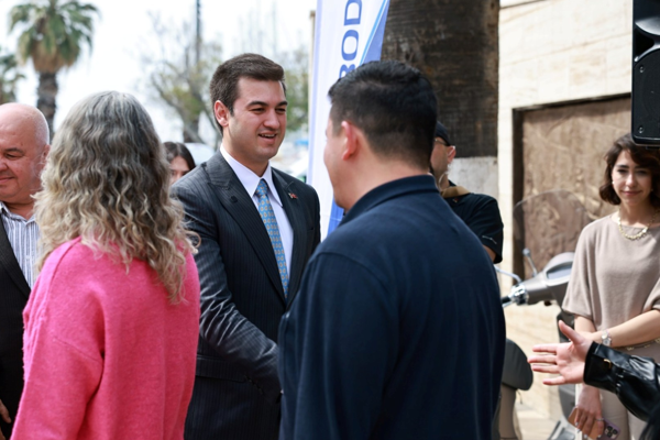 Başkan Mandalinci, belediye personeli ile bayramlaştı