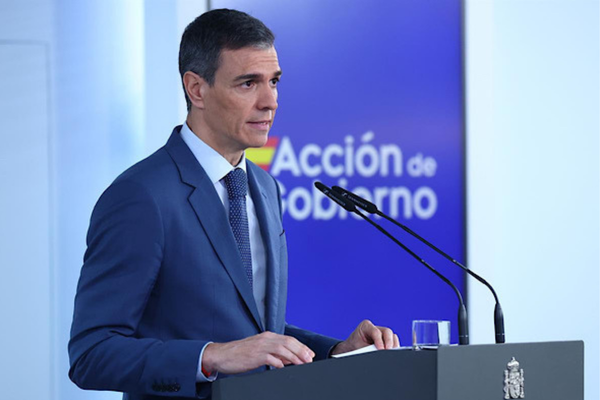 Sánchez’den yangında hayatını kaybeden asker için taziye mesajı