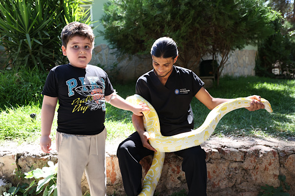Antalya Doğal Yaşam Parkı'nda Dünya Yılan Günü etkinliği düzenlendi