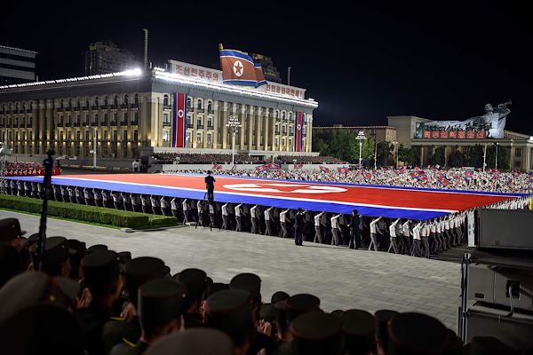Xi’den Kim Jong Un'a kutlama mesajı