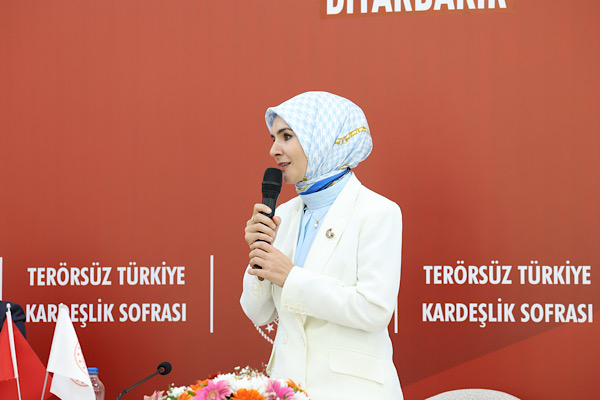 Göktaş: Her birinin azmi, emeği ve başarılarıyla gurur duyuyoruz
