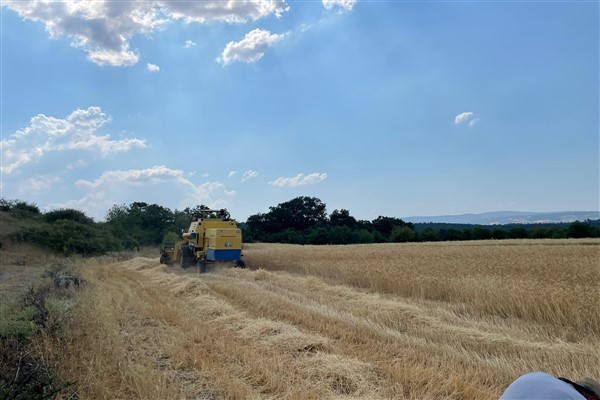 Bursa Büyükşehir Belediyesi'nden kırsaldaki üreticilere biçerdöver desteği