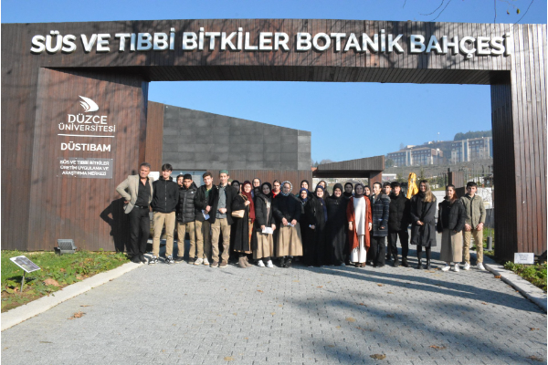 Öğrenciler, Düzce Üniversitesi Ziraat Fakültesi ve Botanik Bahçesi’ni ziyaret etti