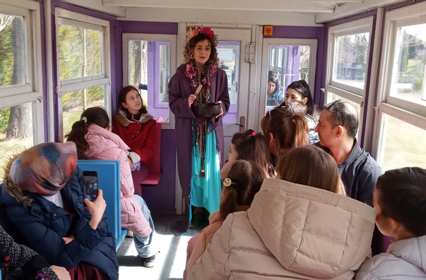 Sazova’da “Bir Duraklık Masal” yolculuğu