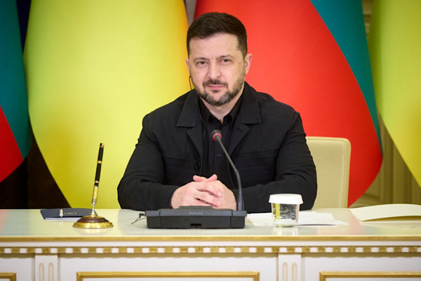 Zelenski: ABD Başkanının temsilcilerini Kiev’de ağırlamaya hazırız