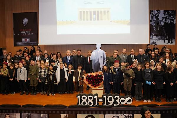 Orhangazi’de 10 Kasım Törenleriyle Atatürk anıldı