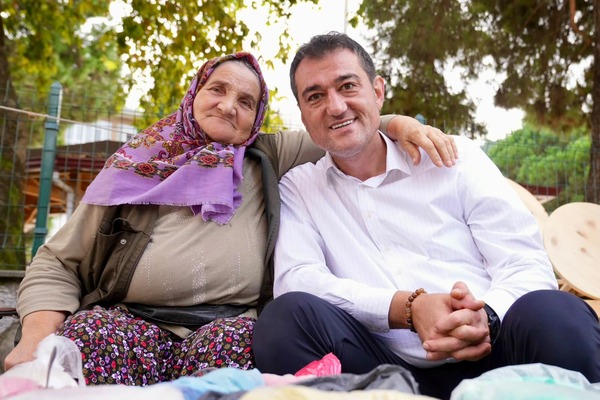Başkan Köse, Aksu Semt Pazarı’nı ziyaret etti