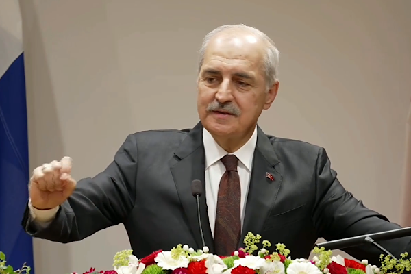 Kurtulmuş: Bu topraklarda sadece kardeşlik türküleri söylenecek