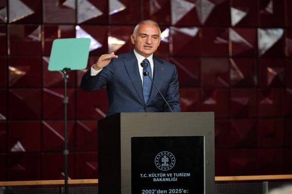 Bakan Ersoy: Zafer Yollarında filminin kayıp görüntüleri bulundu