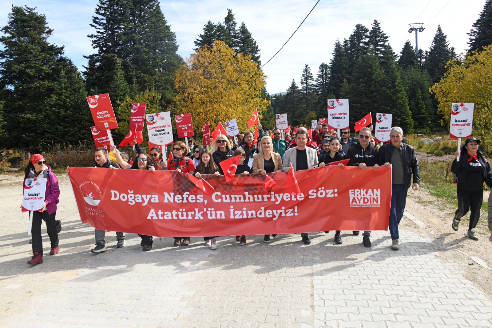 Uludağ’da vatandaşlar 