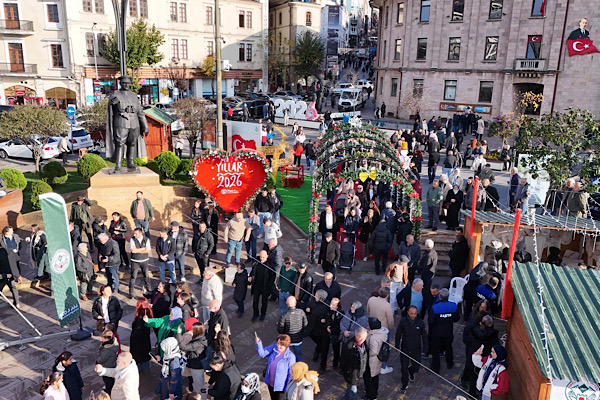 Giresun’da Yeni Yıl Çarşısı açıldı