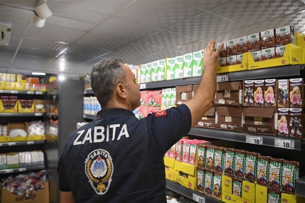 Konyaaltı Belediyesi'nden gıda işletmelerine denetim