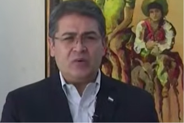 Honduras, Trump'ın af ettiği eski devlet başkanının tutuklanmasını istedi