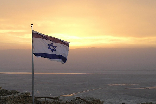 IDF, Lübnan'ın güneyinde mühimmat deposunu hedef aldı