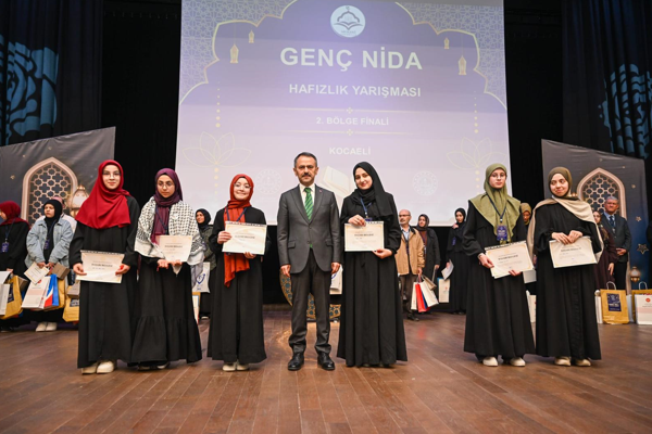 Genç Nida Hafızlık Yarışması'nın 2. Bölge finalistleri ödüllerini aldı