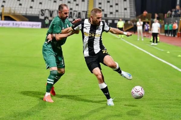 Bursaspor Manisa'dan 3 puanla dönüyor