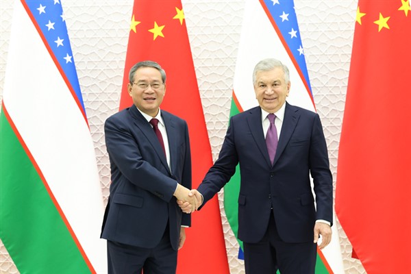 Çin Başbakanı ‌Li Qiang, Özbekistan Cumhurbaşkanı Mirziyoyev ile bir araya geldi‌