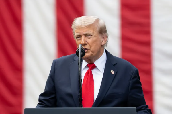 Trump: Hürmüz Boğazı'nı açık, güvenli ve özgür hale getireceğiz