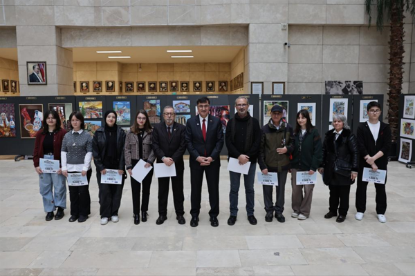 Kütahya'da resim yarışmasında ödüller sahiplerini buldu